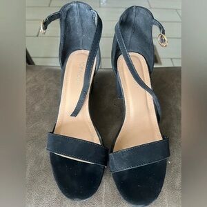 Top Moda Black Ankle-Strap Block Heel Sandals